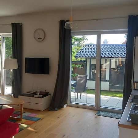 Im Bademantel An Den Strand Mit Terrasse Eckernfoerde Luaran gambar